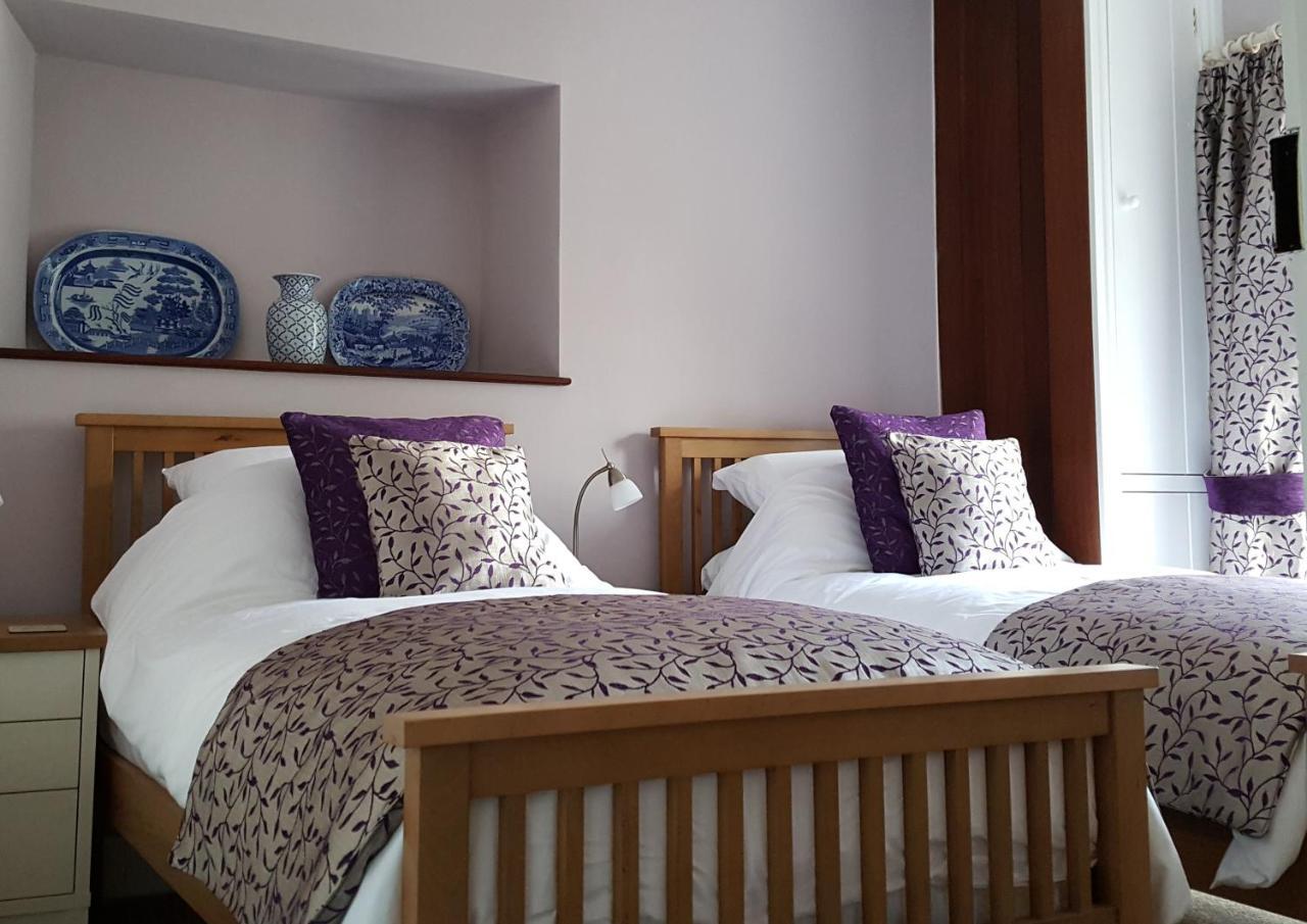 Pontyclerc Farm House Bed And Breakfast Ammanford Luaran gambar