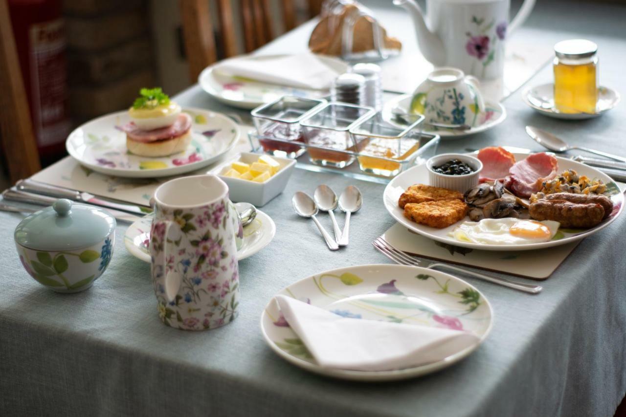 Pontyclerc Farm House Bed And Breakfast Ammanford Luaran gambar